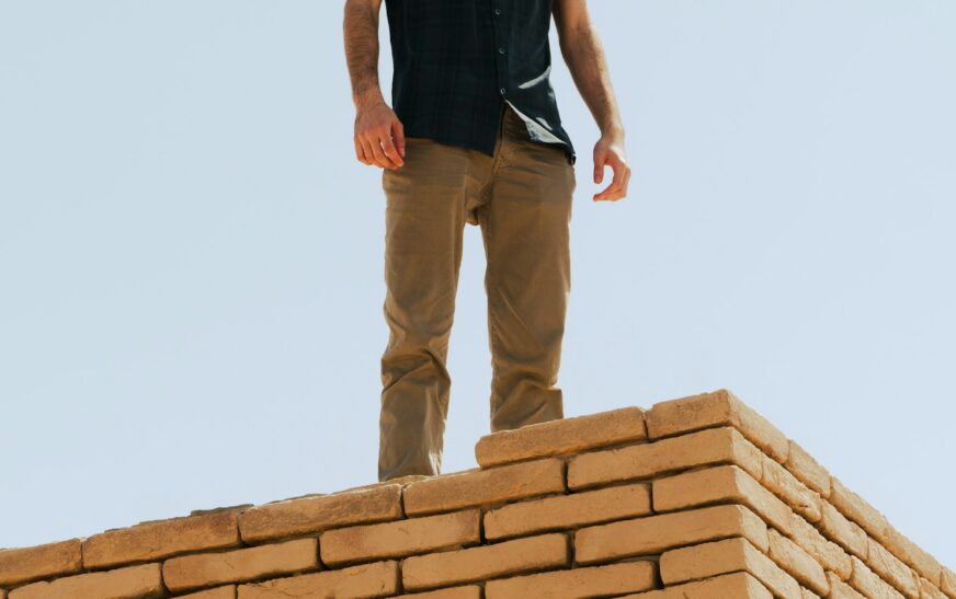 How heavy is a brick? Discover the various factors that influence brick weight, from material composition to size, and understand what affects the load in construction.