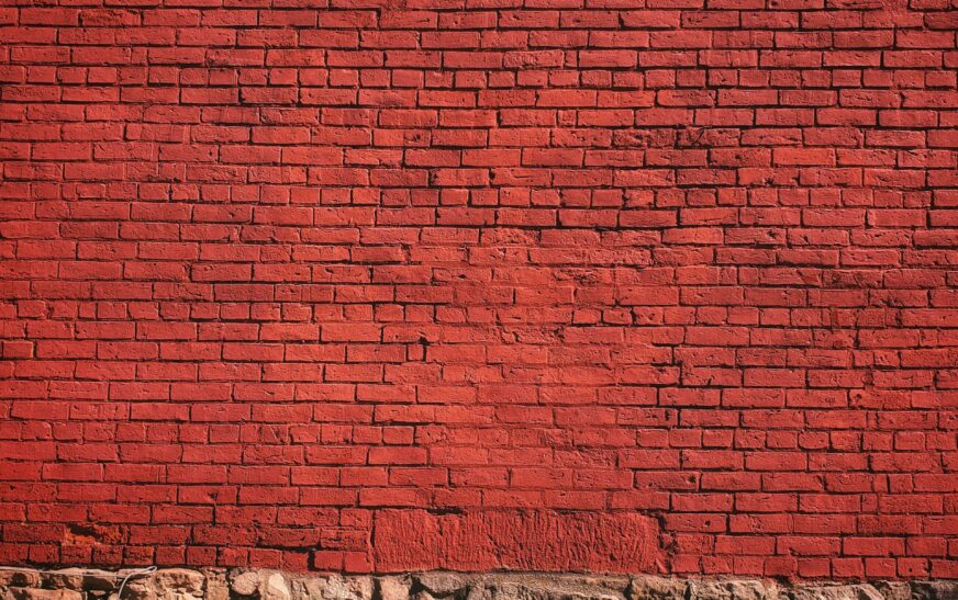 What Colour Paint Goes With Red Brick?