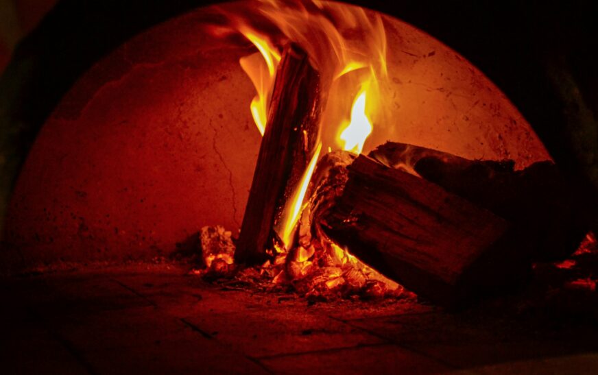 Brick Oven Pizza vs Wood Fired Pizza: What’s the Difference?